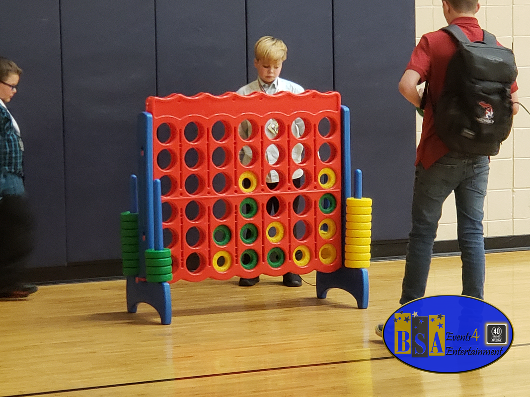 Giant Connect 4 Game